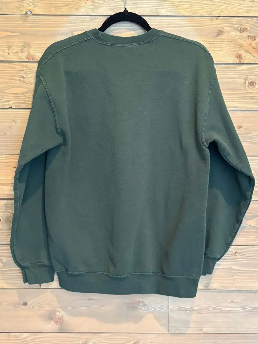Gildan dark green